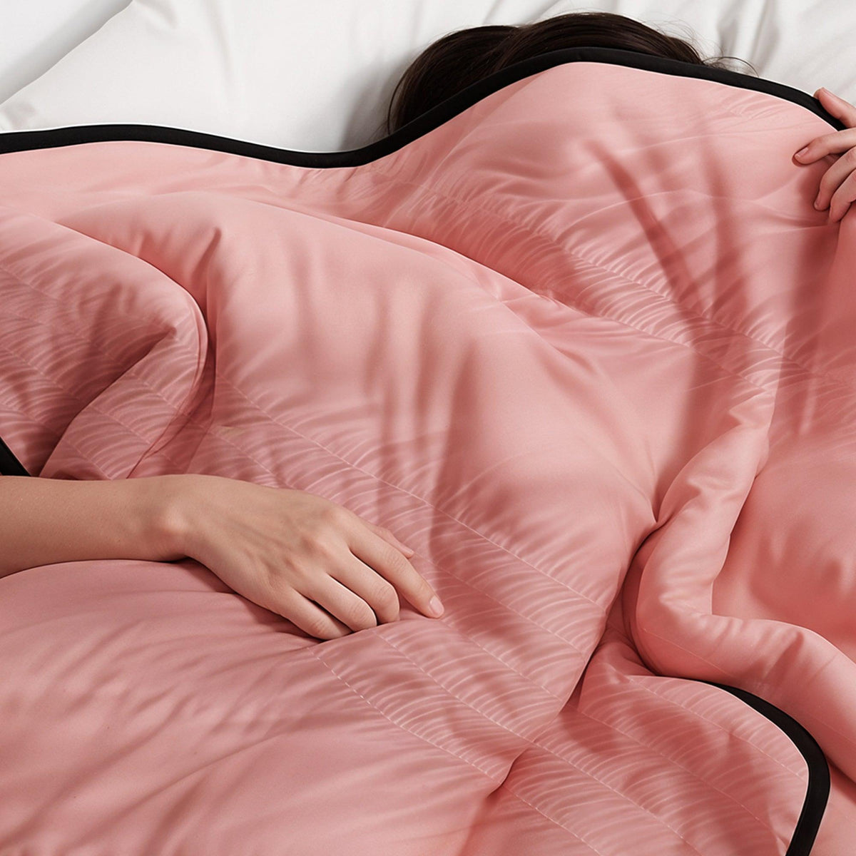 Temperature-Regulating Blanket - All-Season Comfort - Buy 1 Get 1 FREE